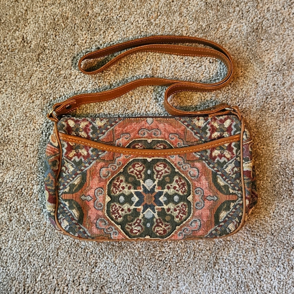 Vintage L.L. Bean Pink Tapestry Style Zip Top Crossbody Bag 1980s / 1990s Purse